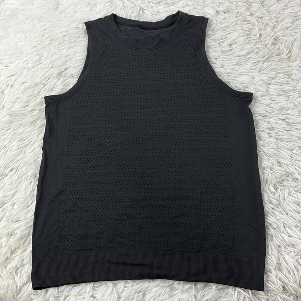 Lululemon Breeze By Muscle Tank Black / Black